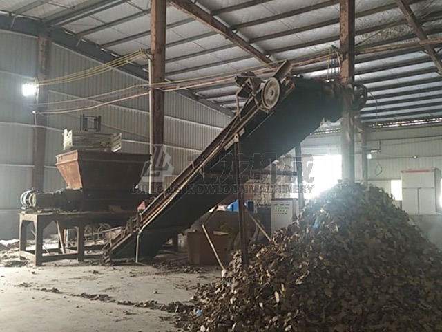 湖南廢紙撕碎、粉碎生產(chǎn)線現(xiàn)場